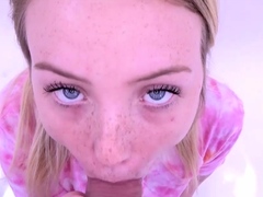 Teenie shows freckles in front of a cock at audition